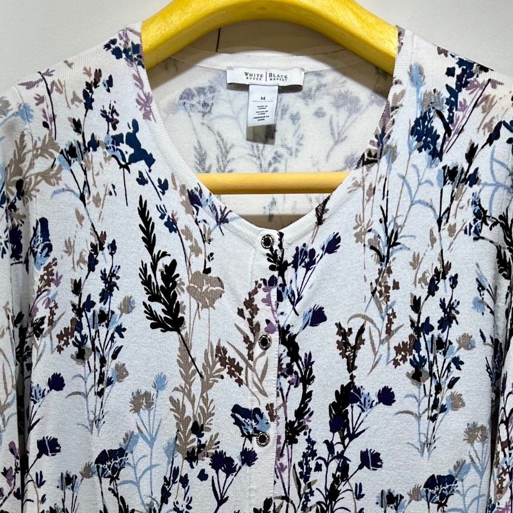White House Black Market Cardigan with Snap front closure botanical delicate SM